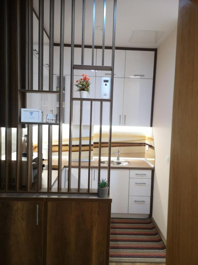Karaula Apartments SJJ Esterno foto